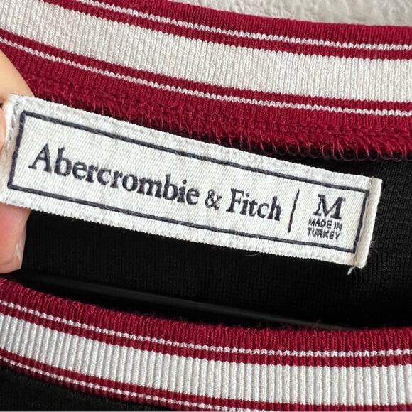 Abercrombie Longsleeve Ring Collar Crop Top Black Red Cream Preppy Medium - Picture 2 of 5
